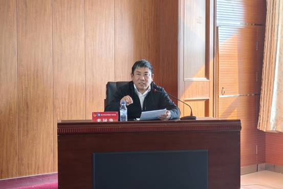 说明: 栾书记